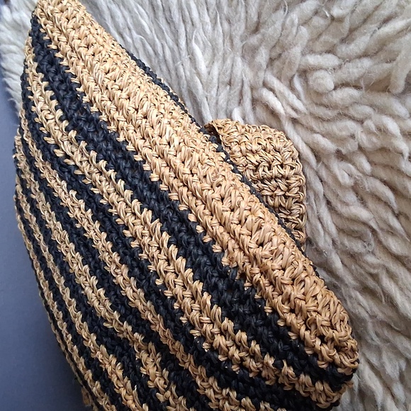 Scala  Collection Crossbody - Picture 5 of 11